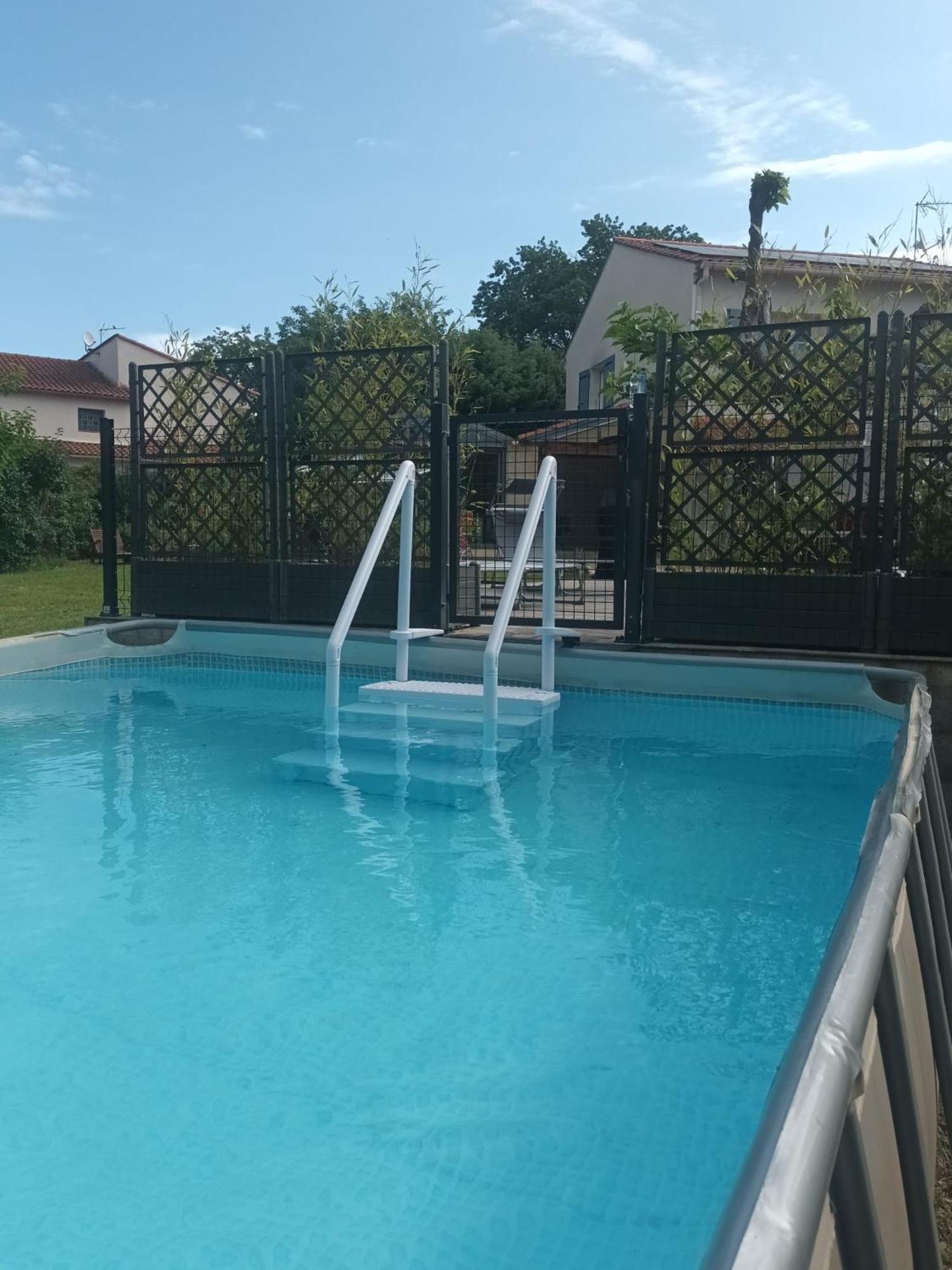 Gite Ma Vie La 3 Etoiles, Jacuzzi, Animaux Acceptes Saint-Julien-de-Cassagnas Exterior foto